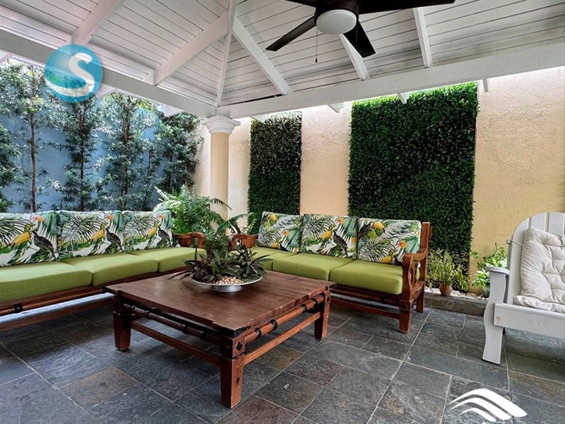 Casa — La Castellana — House for sale in Santo Domingo