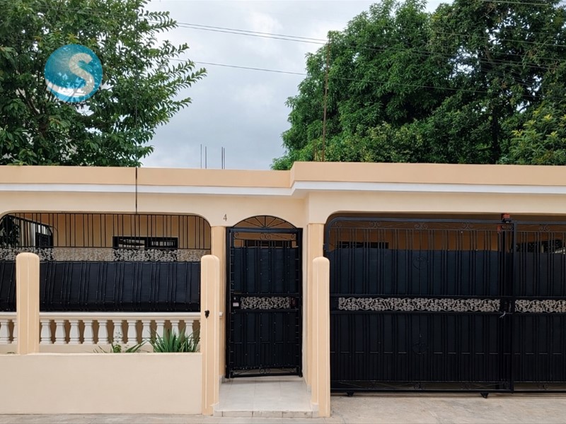 Casa — Santiago de los Caballeros — Casa en venta en Santiago de los Caballeros