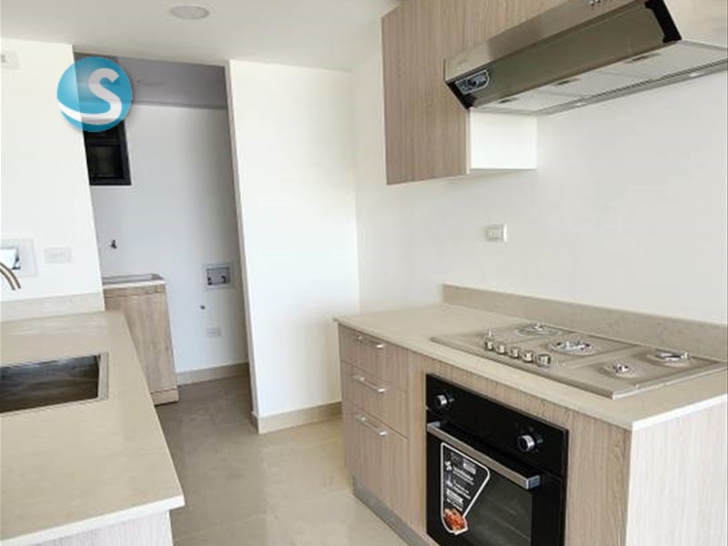 Apartamento — Av. Hispanoamericana — Apartamento en alquiler en Av. Hispanoamericana